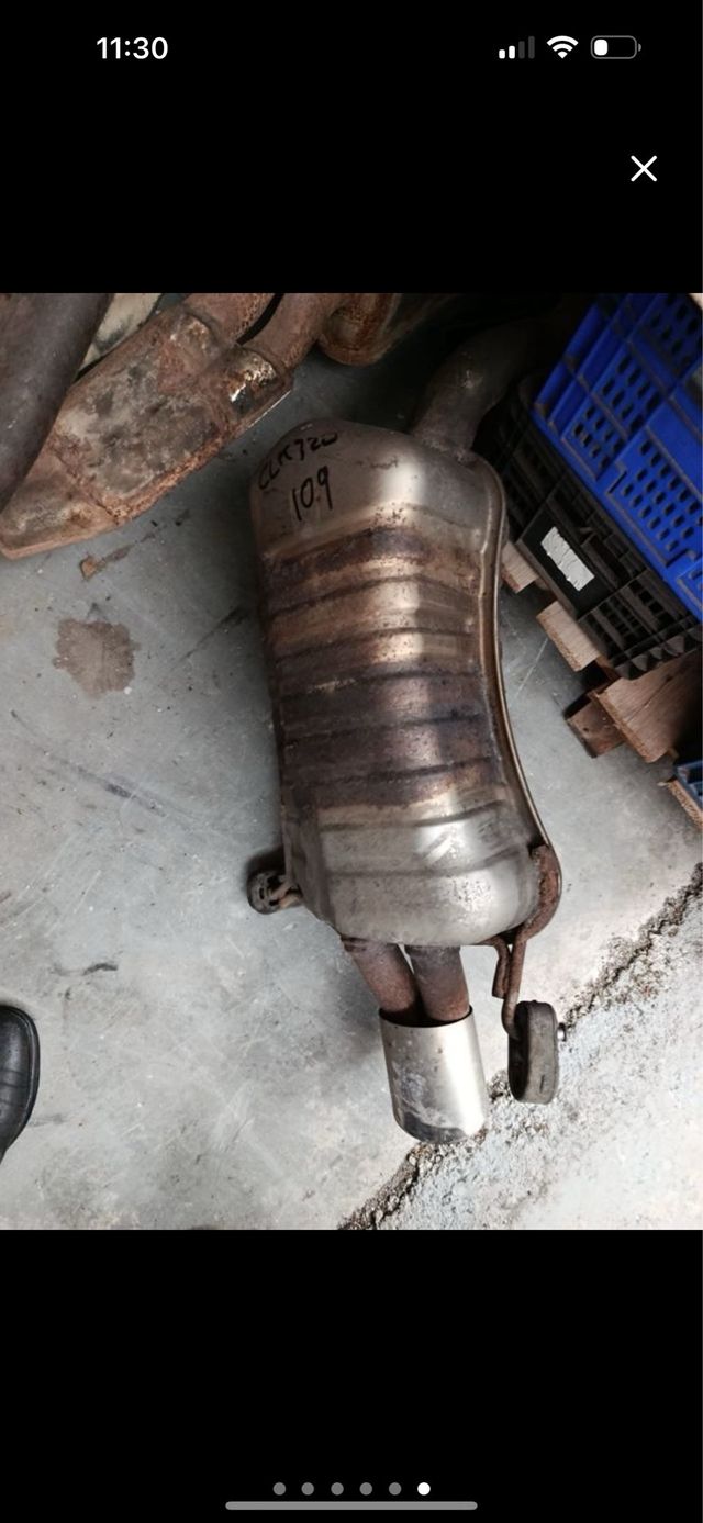 Silencioso trasero coche