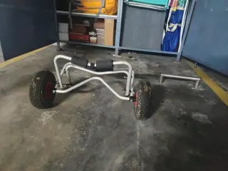 Carro para kayak con ruedas