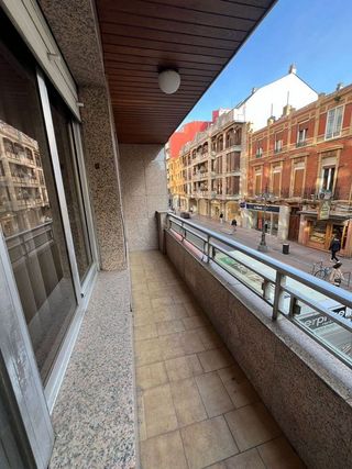Piso en alquiler en Centro Ciudad en León