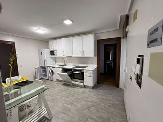 Piso en alquiler en Centro Ciudad en León