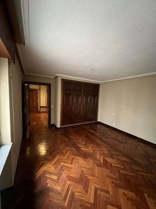 Piso en alquiler en Centro Ciudad en León