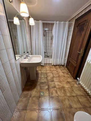 Piso en alquiler en Centro Ciudad en León