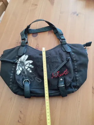 Bolso Desigual Negro con Detalles Rojos y blancos