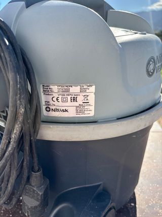 Aspiradora Nilfisk VP300 HEPA