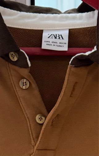 Sudadera Zara Polo Marrón con Estampado