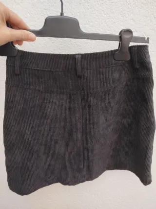 Falda de pana negra Kallll Talla S