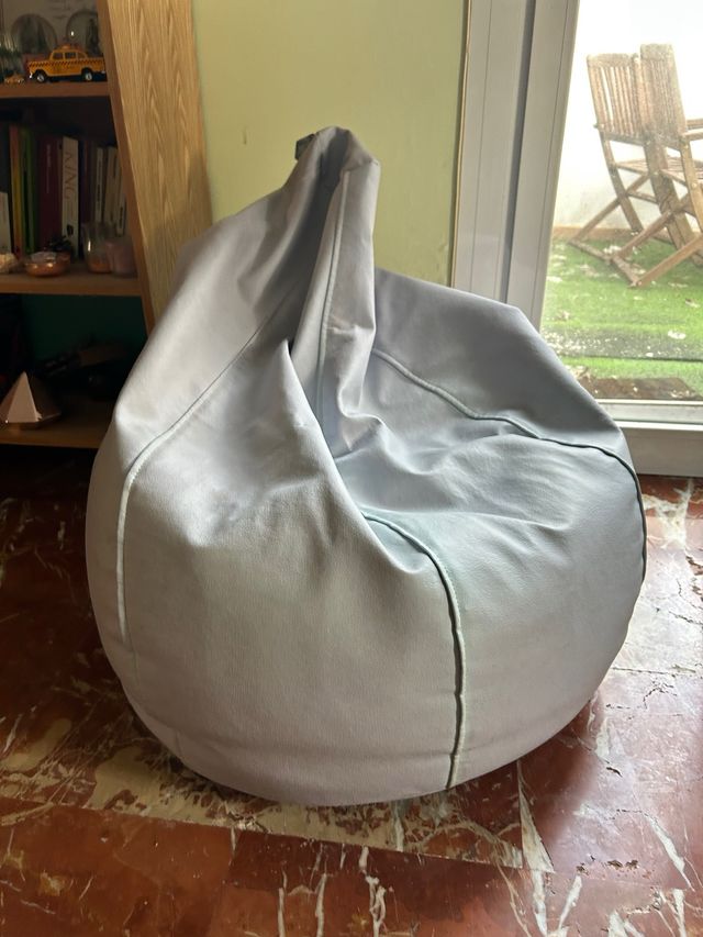 Puf Gris Piel Sintética