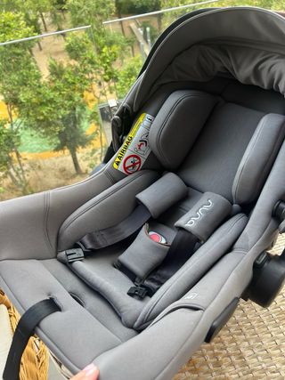 Silla de coche Nuna + Bañera gratis