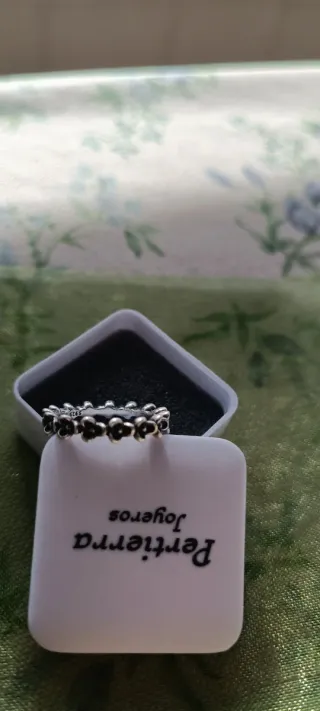Anillo plata florecillas
