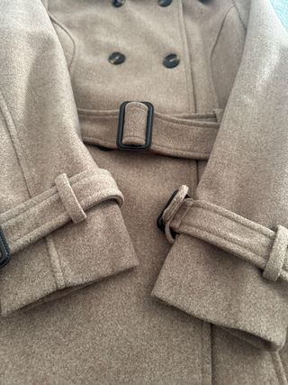 Abrigo marrón talla M está como nuevo usado 2 veve