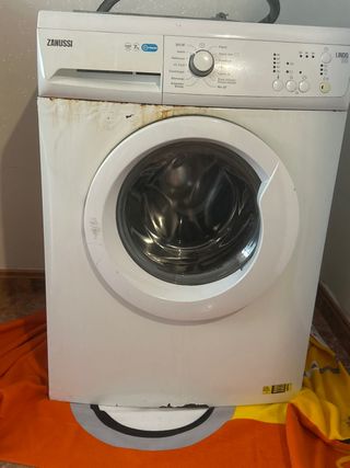 Lavadora Zanussi Lindo 700