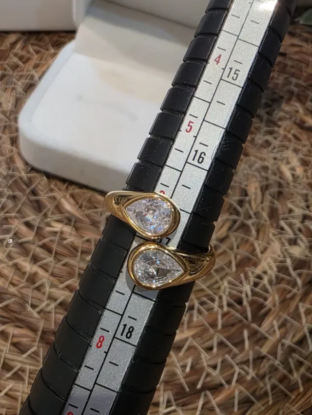 Anel das Duas Energias Ouro