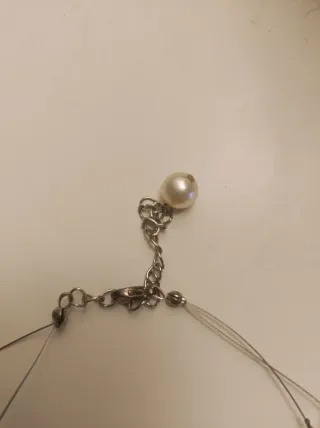 Gargantilla perlas distinto tono.