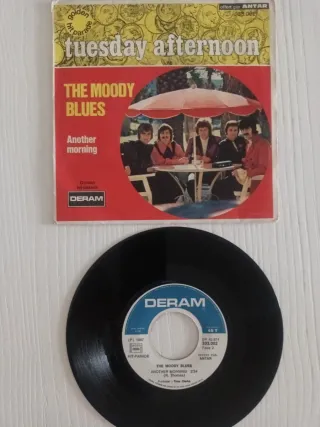SINGLES THE MOODY BLUES