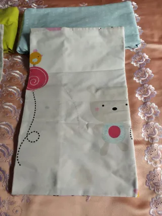 2 juegos de sábanas 90 cm