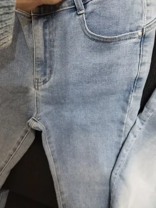 OFERTA 5€ el Lote 2 Pantalones Stradivarius Talla