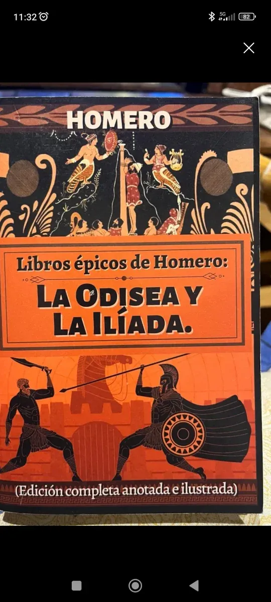 Libros épicos de Homero: La Odisea y La Ilíada....
