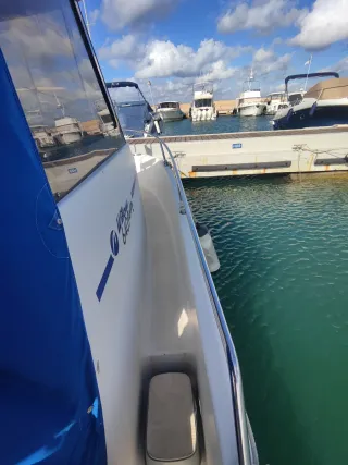 Barco Willow 640 Fisher