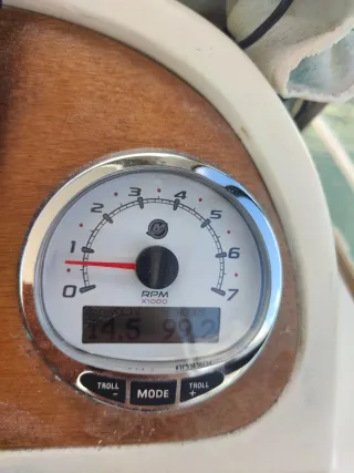 Barco Willow 640 Fisher