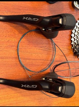 Grupo Shimano GRX 820 2x12