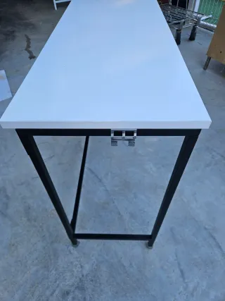 Escritorio Ikea Negro y Blanco