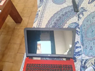 Pantalla HP Negra y Roja y regalo bateria