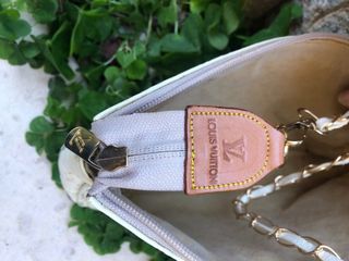 Pochette Louis Vuitton Blanco roto