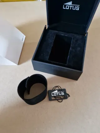 Caja Reloj Lotus Modelo L26