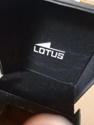 Caja Reloj Lotus Modelo L26