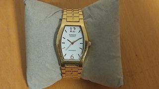 Reloj Casio Mujer Collection Vintage Dorado