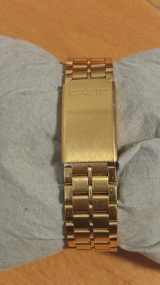Reloj Casio Mujer Collection Vintage Dorado