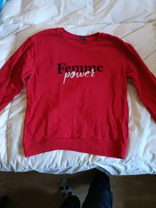 Sudadera Roja Femme Power Talla M