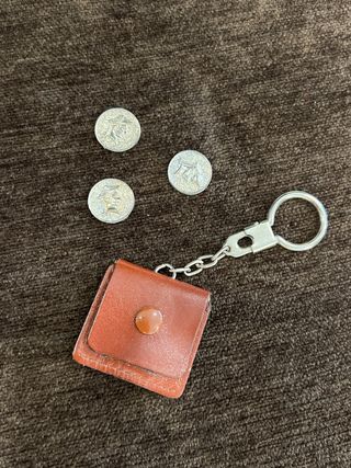 Monedero piel con monedas juegos chinos