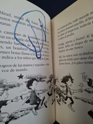 Kika Superbruja revoluciona la clase (Kika Supe...