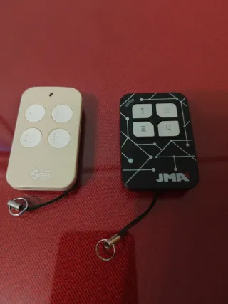 Mandos Puertas Garaje JMA y Clea