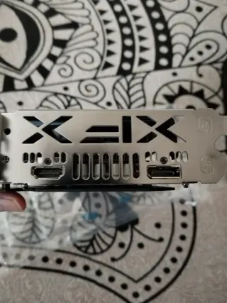 XFX RX 6500 XT Tarjeta Gráfica