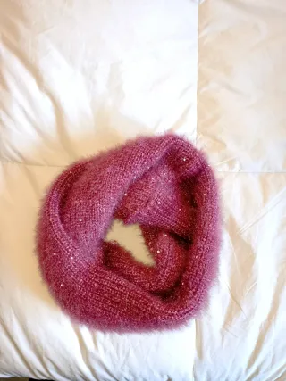 Bufanda snood con lentejuelas sin usar
