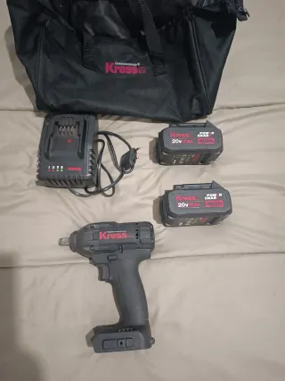 Atornillador  impacto Kress 20Vmax 4.0Ah muy poco