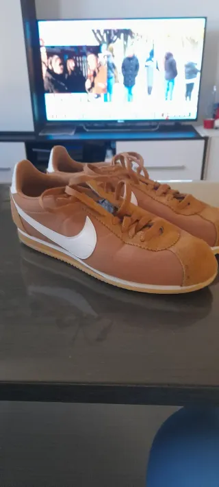 Nike Cortez Marrones Talla 44