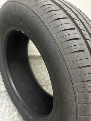2 Ruedas 205/60/R16 Casi Nuevas (30 km de uso)
