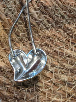 Collar tendencia Corazón Acero Dorado y Plateado