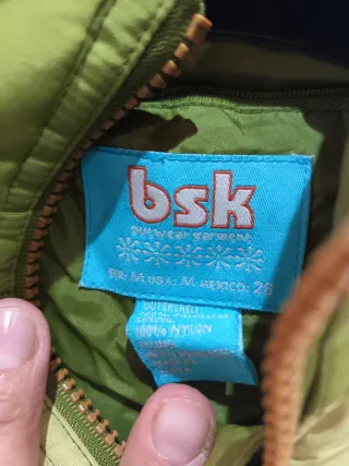 Chaqueta verde acolchada