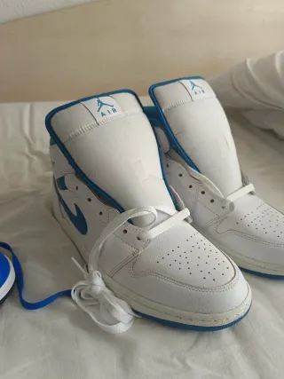 Nike Air Jordan 1 Mid (2 pares)