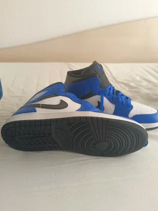 Nike Air Jordan 1 Mid (2 pares)