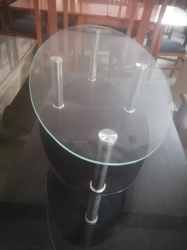 Mesa de centro ovalada cristal y metal