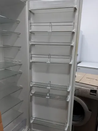 Nevera Liebherr Blanca