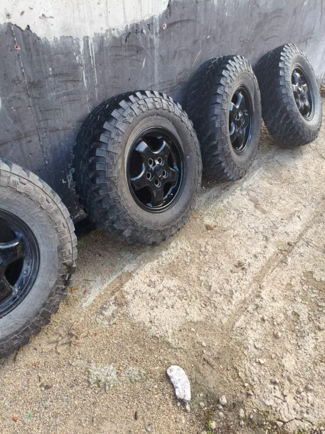 Llantas Off Road con Neumáticos