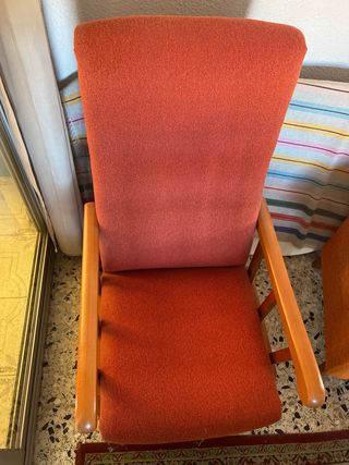 Sillón Mecedora Tela y Madera