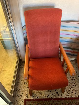 Sillón Mecedora Tela y Madera