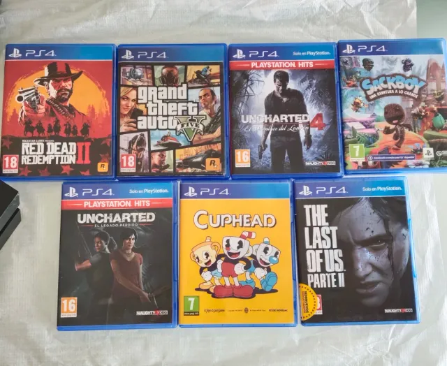 PS4 (PlayStation 4) + 3 Mandos + 5 Juegos